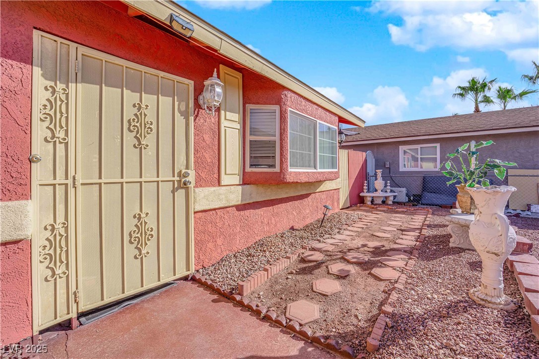 3920 Geist Avenue Property Photo 4