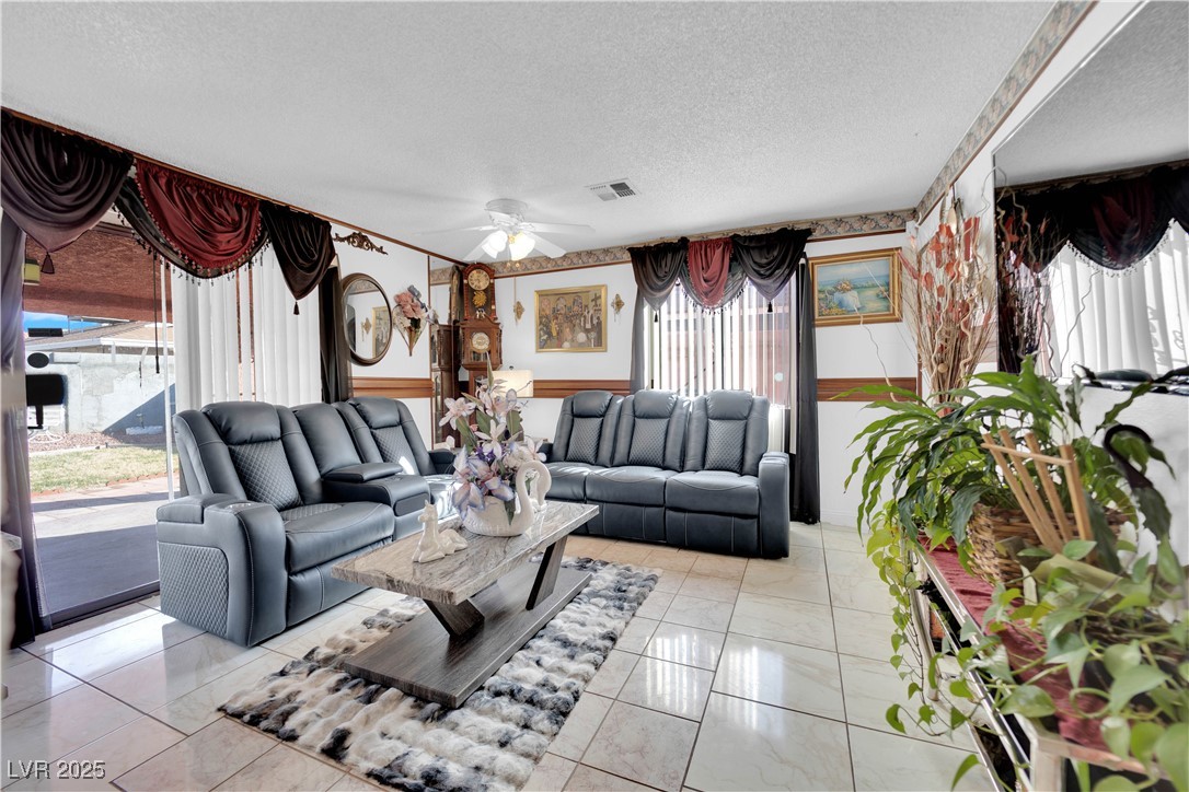 3920 Geist Avenue Property Photo 5