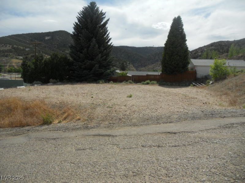 High Street Property Photo 2