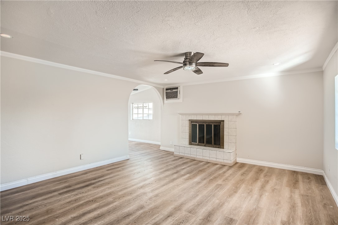 1720 Weeping Willow Lane Property Photo 8