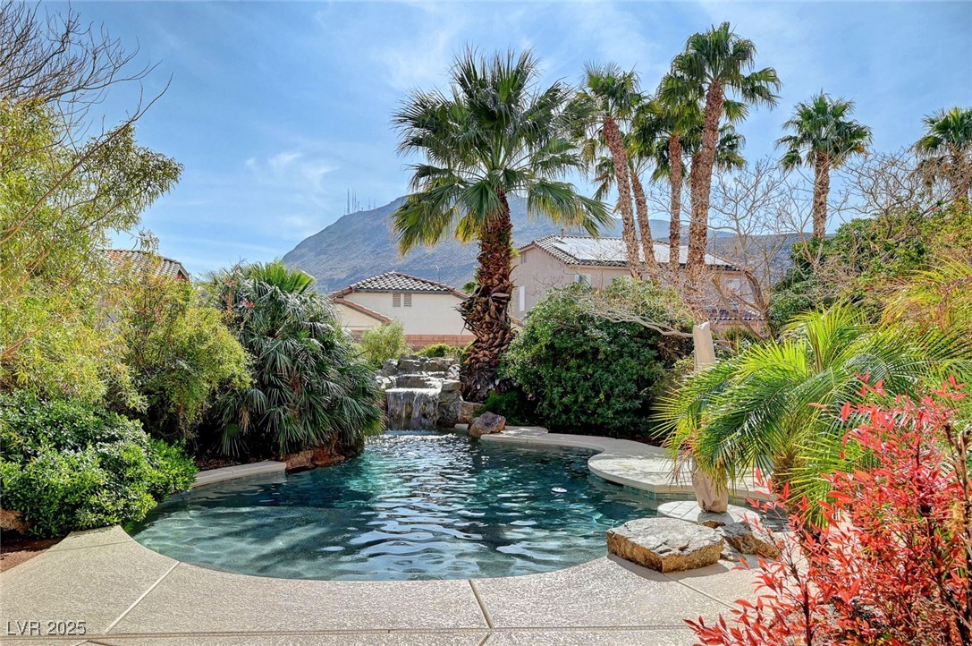 194 Carlsbad Caverns Street Property Photo