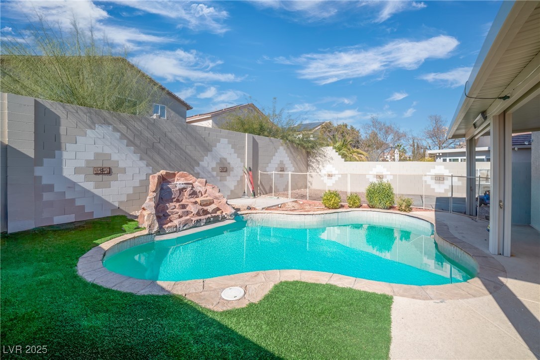 8109 Terracotta Gulf Court Property Photo 15