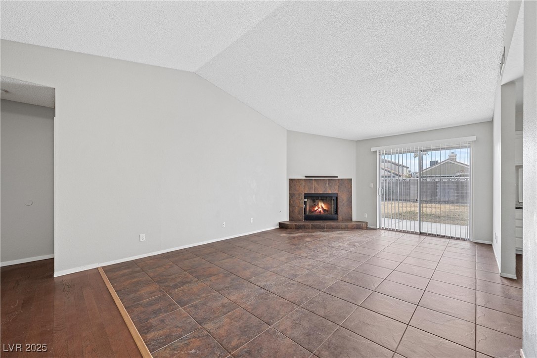 6413 Chippindale Lane Property Photo 6