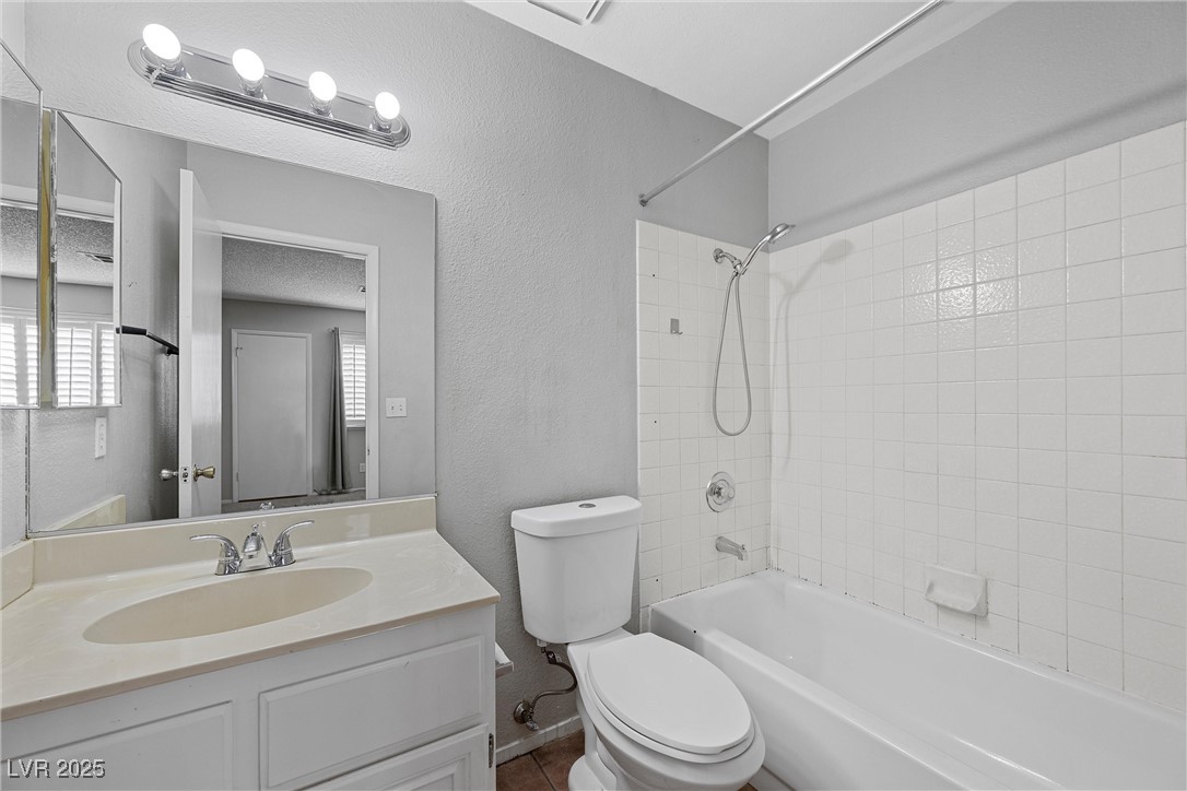 6413 Chippindale Lane Property Photo 23