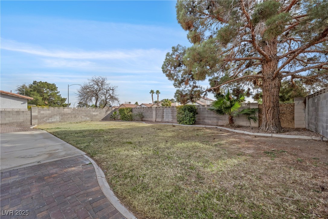 6413 Chippindale Lane Property Photo 25