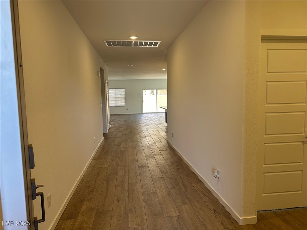 4236 Rosalyn Ridge Street Property Photo 4