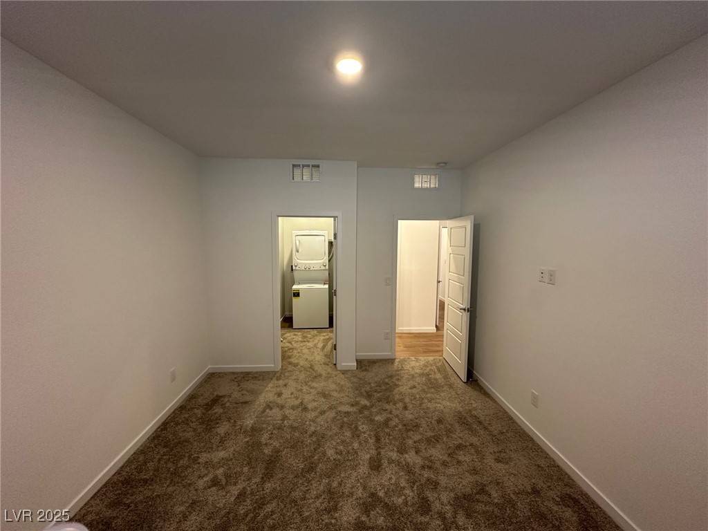 4236 Rosalyn Ridge Street Property Photo 15