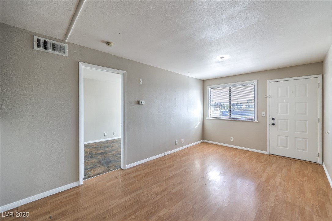 1381 East University Avenue 204 Property Photo 5