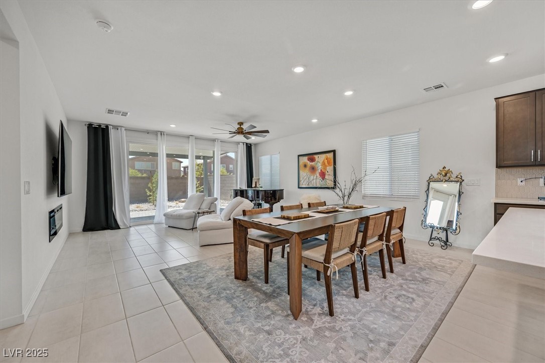 2713 Royal Tourist Road Property Photo 3