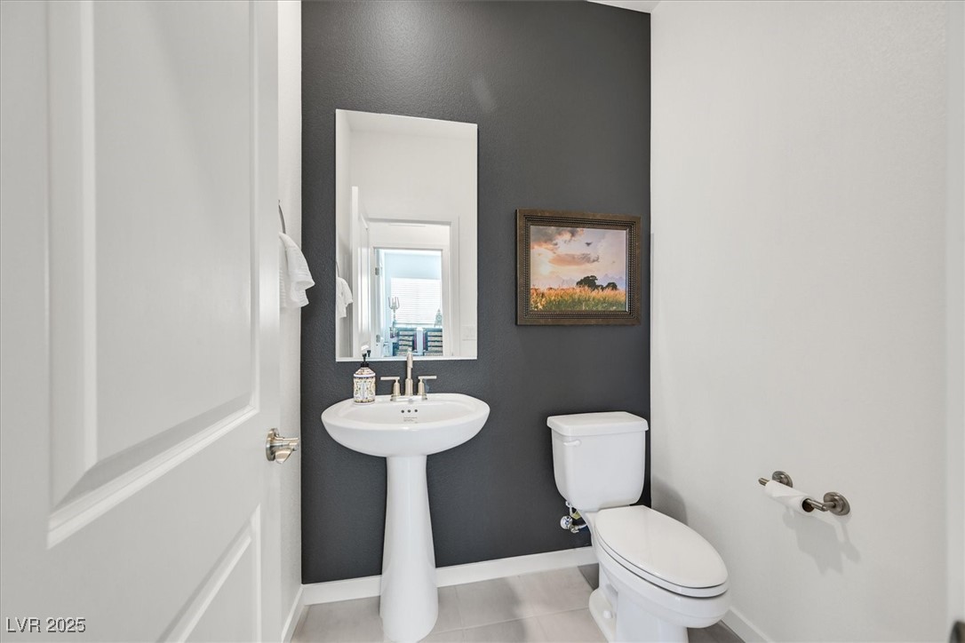 2713 Royal Tourist Road Property Photo 17