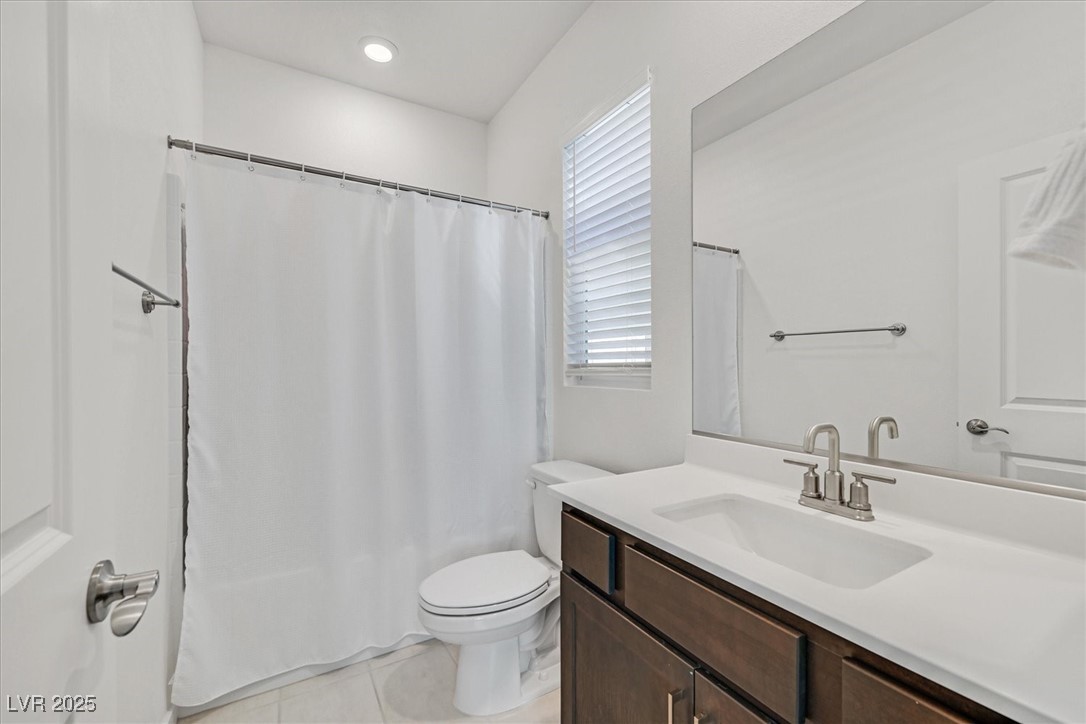 2713 Royal Tourist Road Property Photo 20