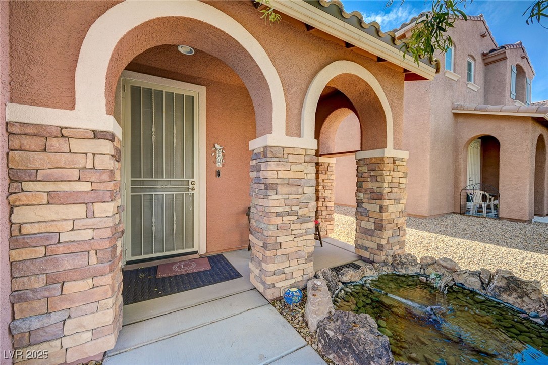 7815 Red Rock Ridge Avenue Property Photo 2