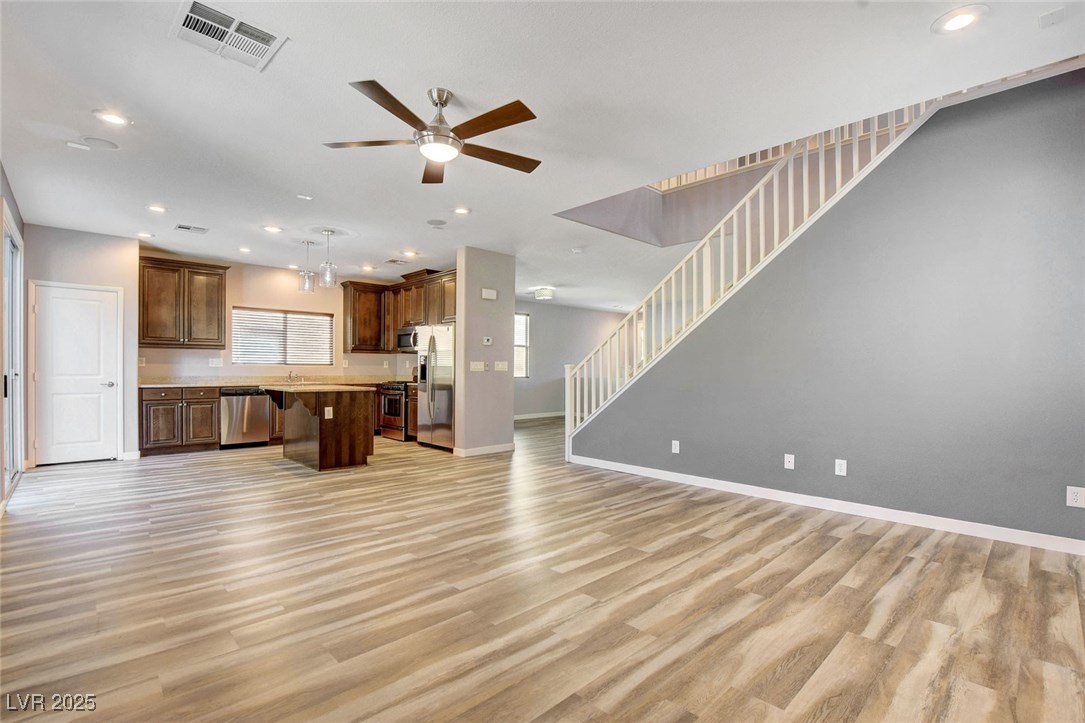 674 Newquay Court Property Photo 6