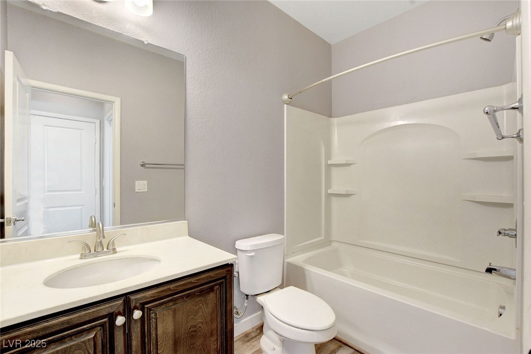 674 Newquay Court Property Photo 17