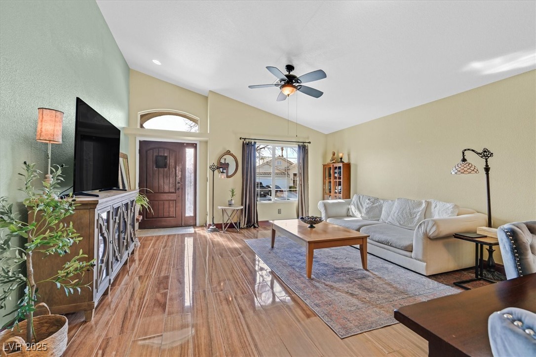 688 Quiet Stream Court Property Photo 3