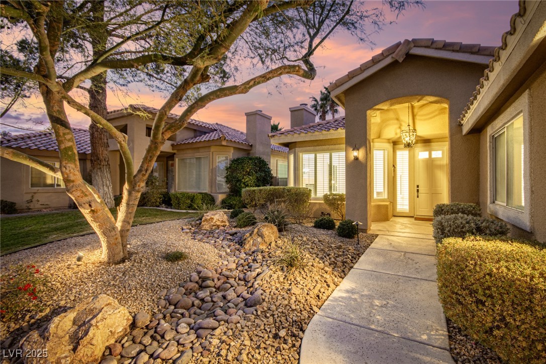 1605 Shadow Rock Drive Property Photo 3