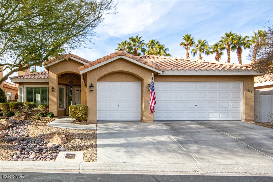 1605 Shadow Rock Drive Property Photo 4