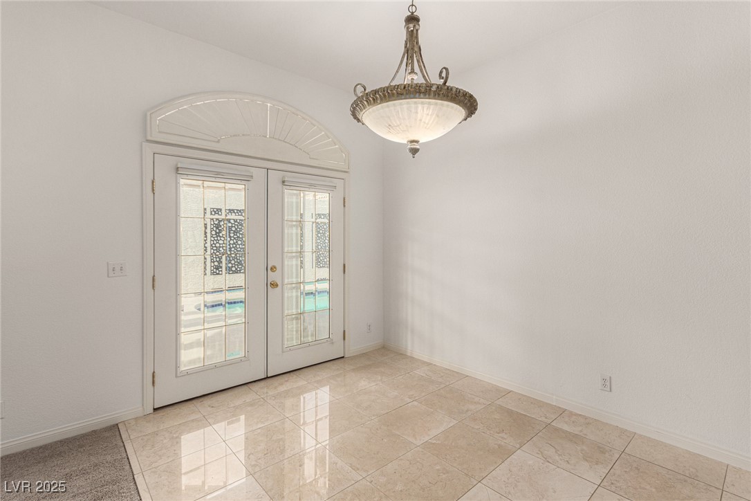 1605 Shadow Rock Drive Property Photo 13
