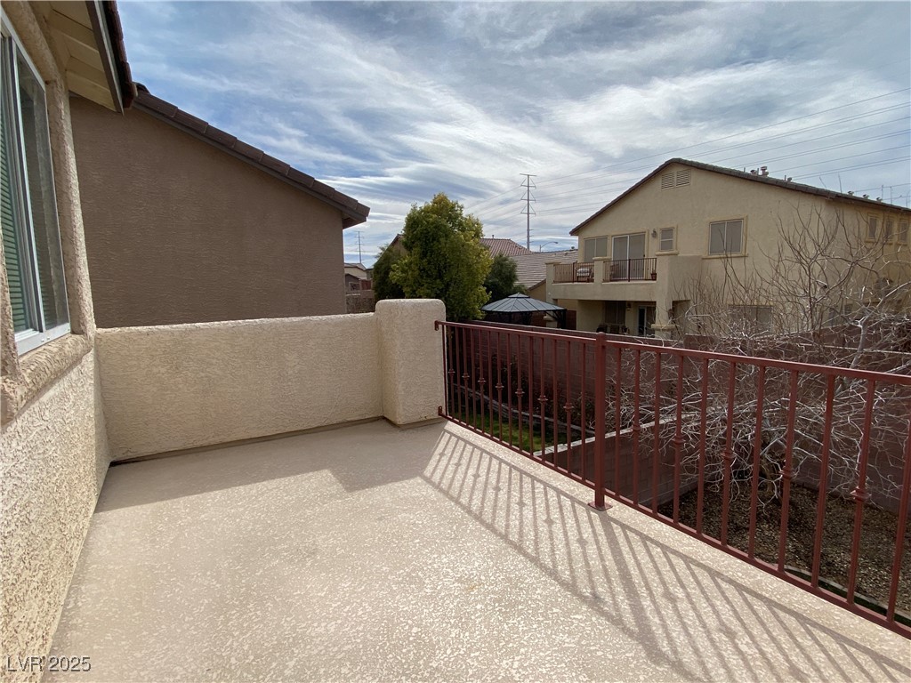 5125 Teal Petals Street Property Photo 18