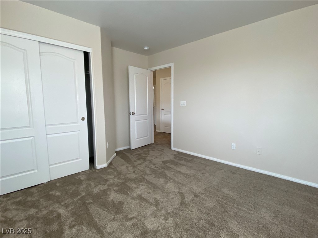 5125 Teal Petals Street Property Photo 28