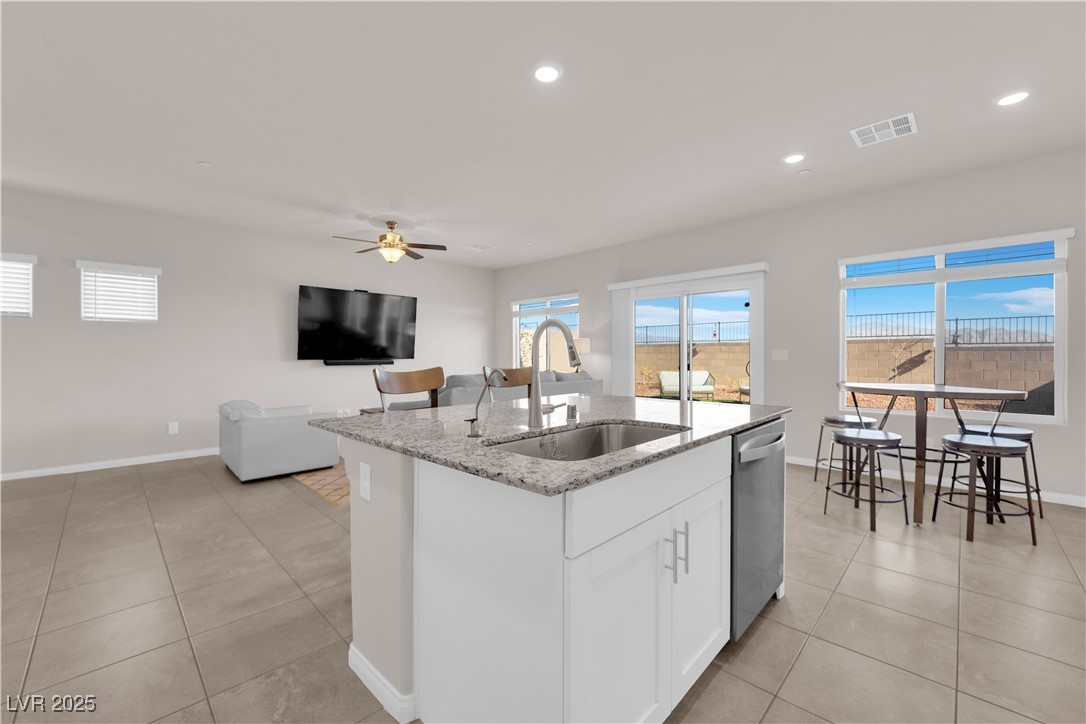 5252 Sunstone Mesa Drive Property Photo 13