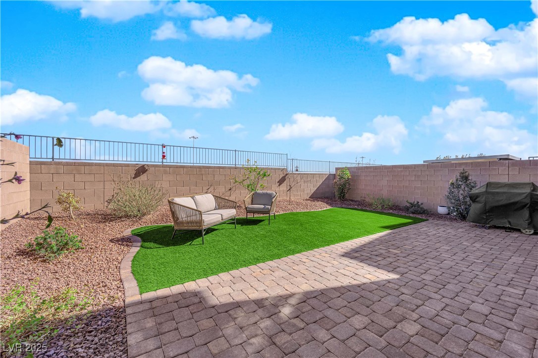 5252 Sunstone Mesa Drive Property Photo 39