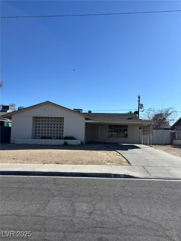 4101 Esmeralda Avenue Property Photo