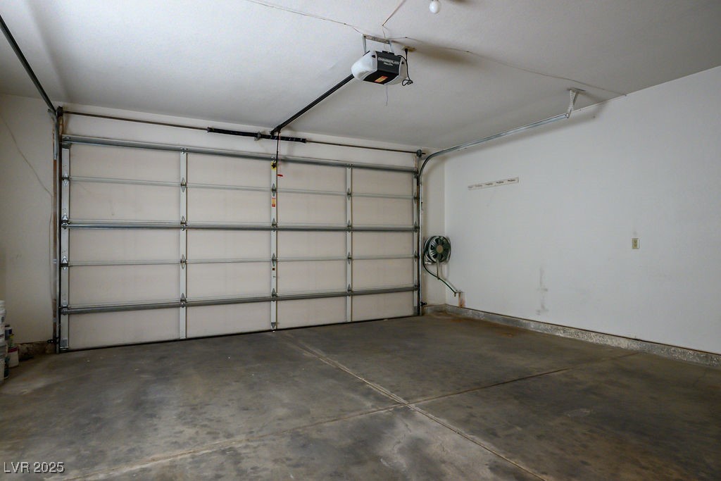 726 Sea Pines Lane Property Photo 22