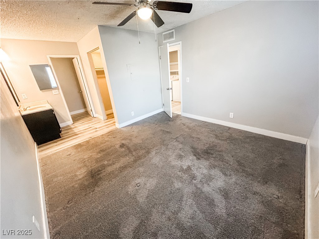 1305 Kari Lee Court A Property Photo 10