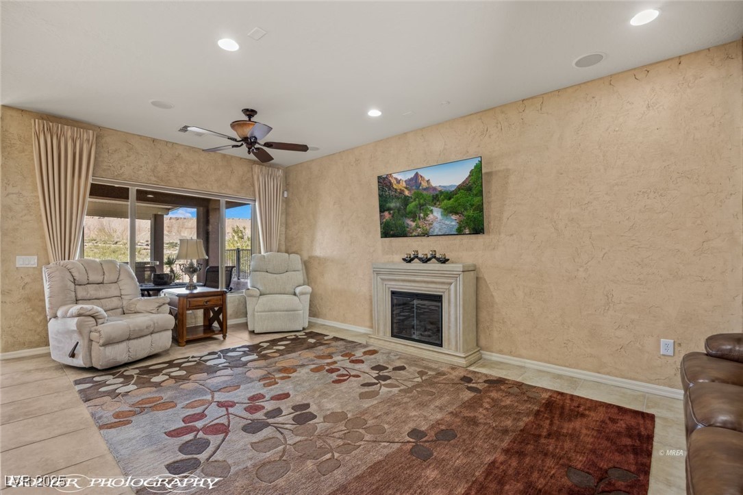 997 Moonlight Terrace Run Property Photo 3
