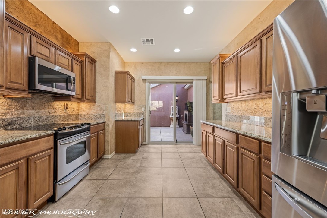 997 Moonlight Terrace Run Property Photo 12