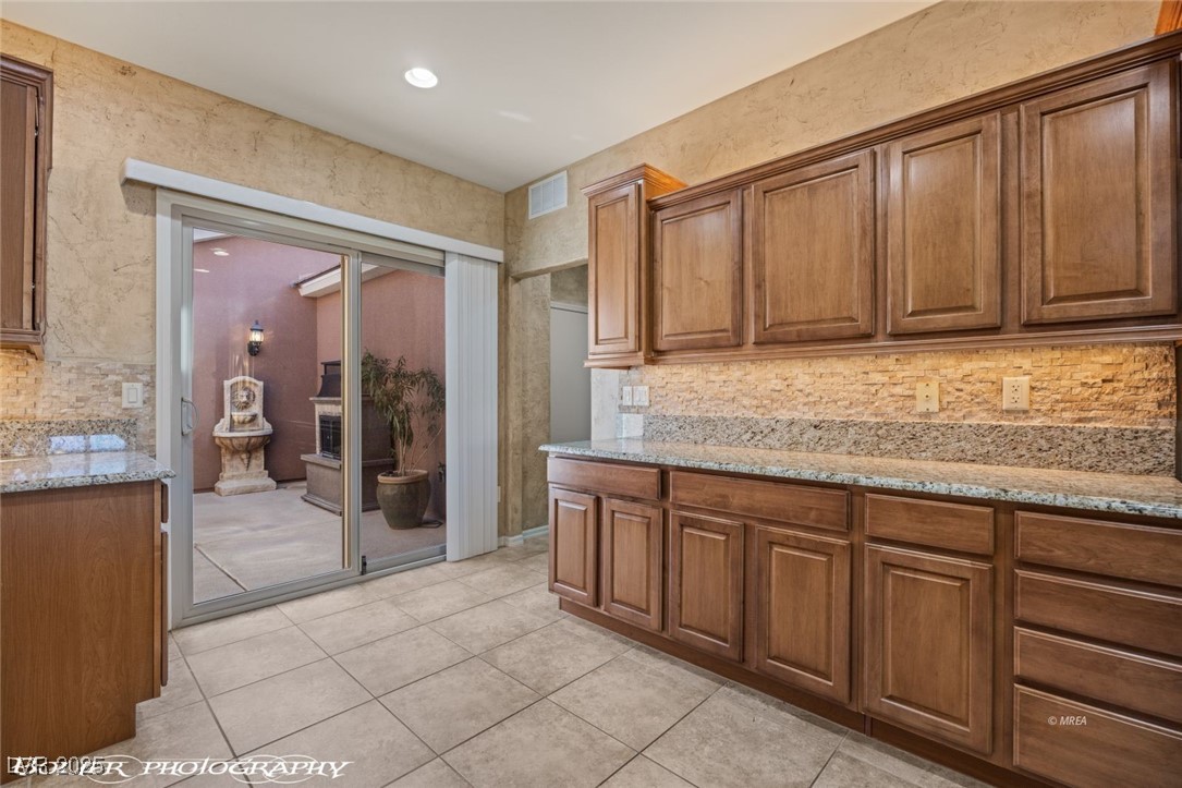 997 Moonlight Terrace Run Property Photo 15