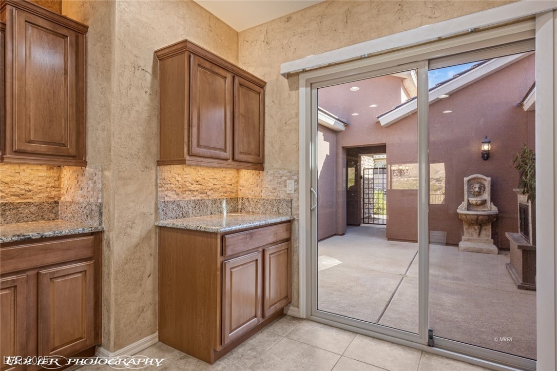 997 Moonlight Terrace Run Property Photo 18