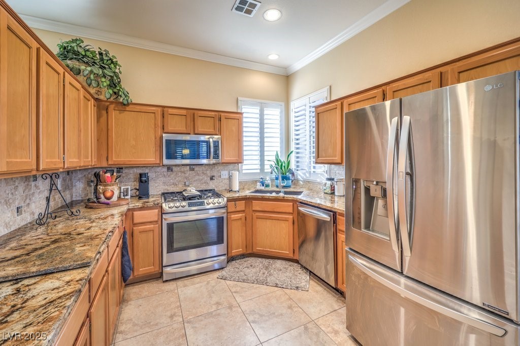 258 Spring River Avenue Property Photo 12
