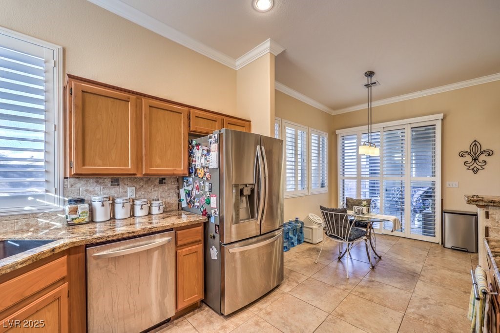 258 Spring River Avenue Property Photo 14