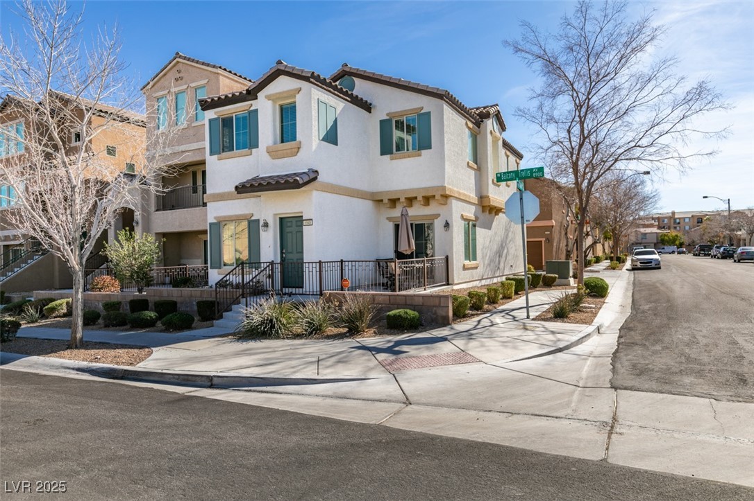 8948 Red Tapestry Court Property Photo