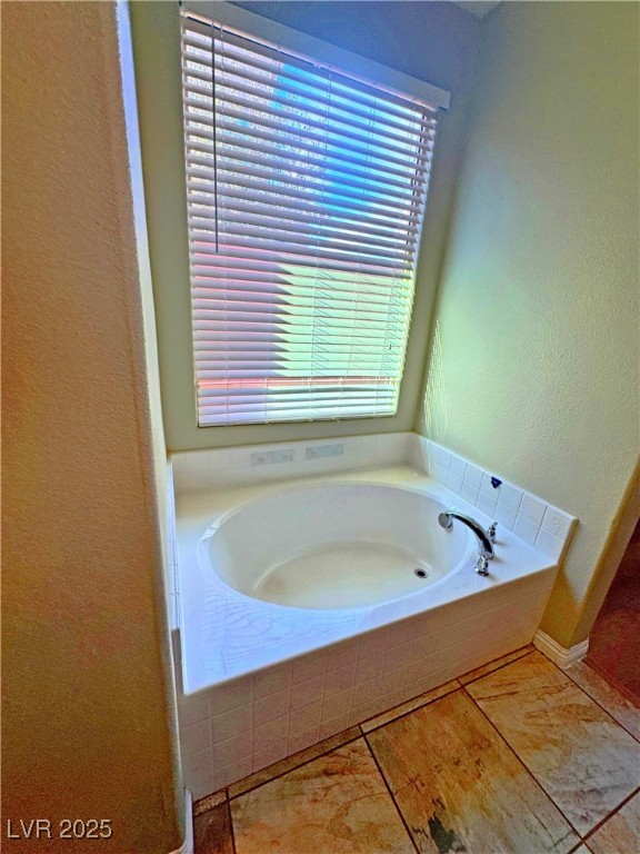 1630 Meadow Bluffs Avenue Property Photo 29