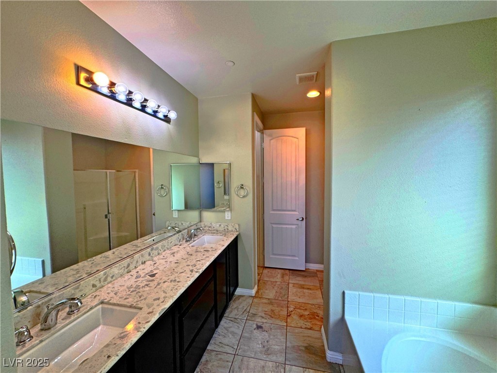 1630 Meadow Bluffs Avenue Property Photo 45