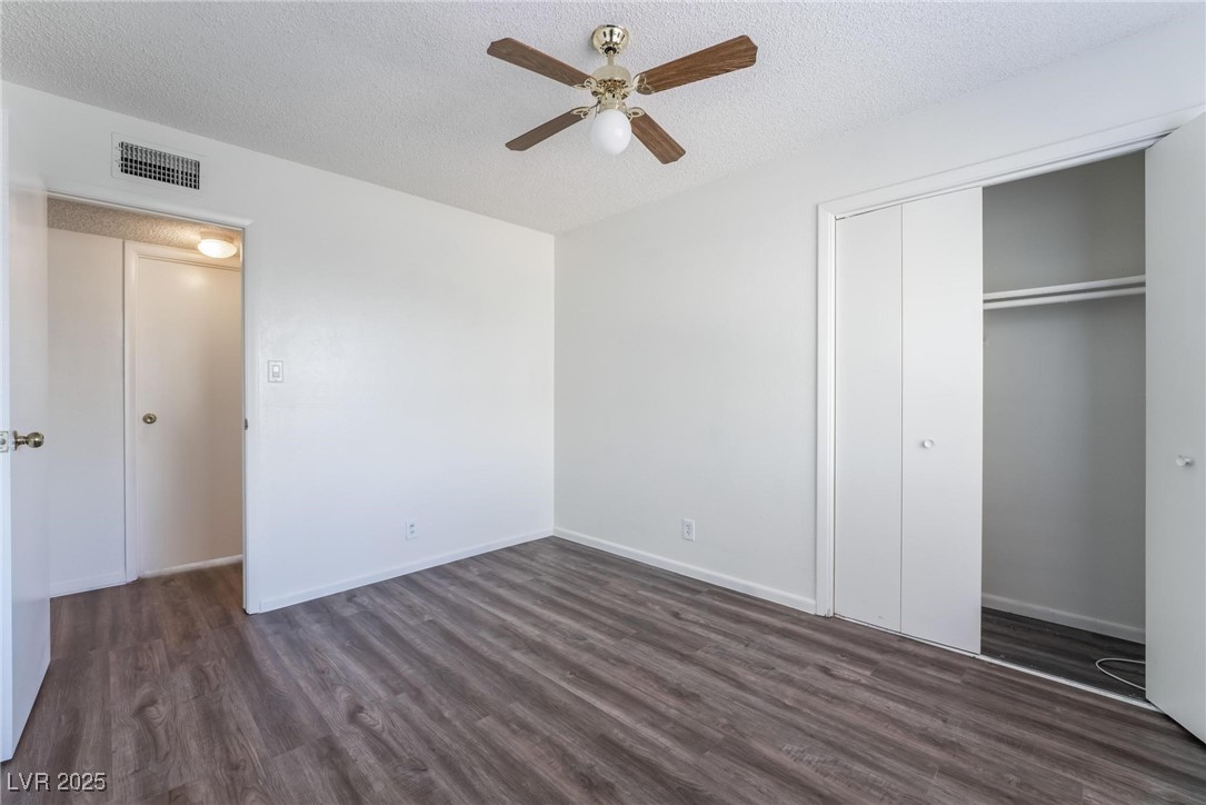 6121 Fairwood Circle Property Photo 32