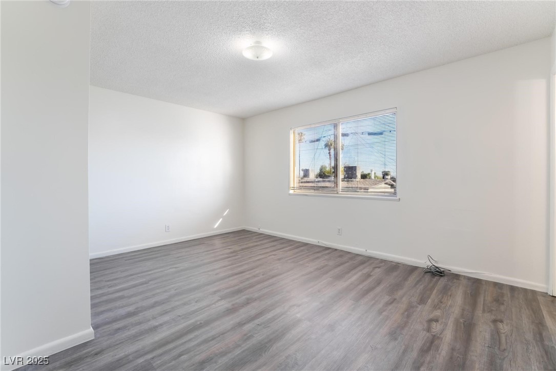 6121 Fairwood Circle Property Photo 34