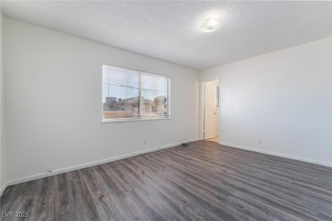 6121 Fairwood Circle Property Photo 36