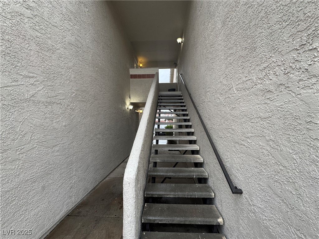 7300 Pirates Cove Road 2049 Property Photo 3