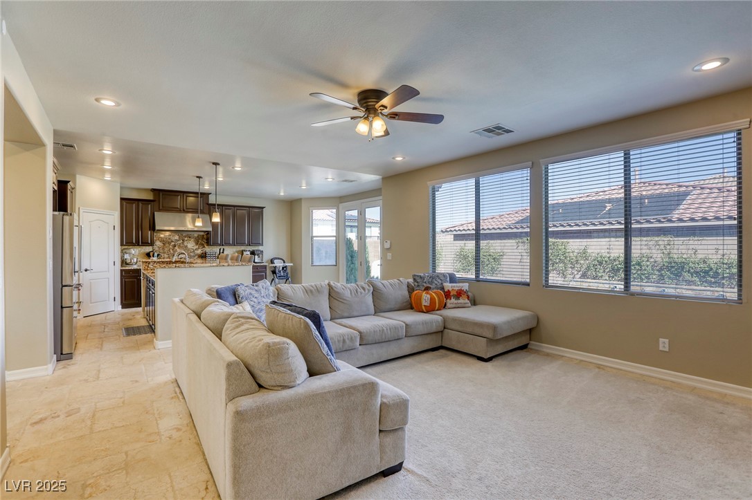 9950 Waxberry Court Property Photo 13