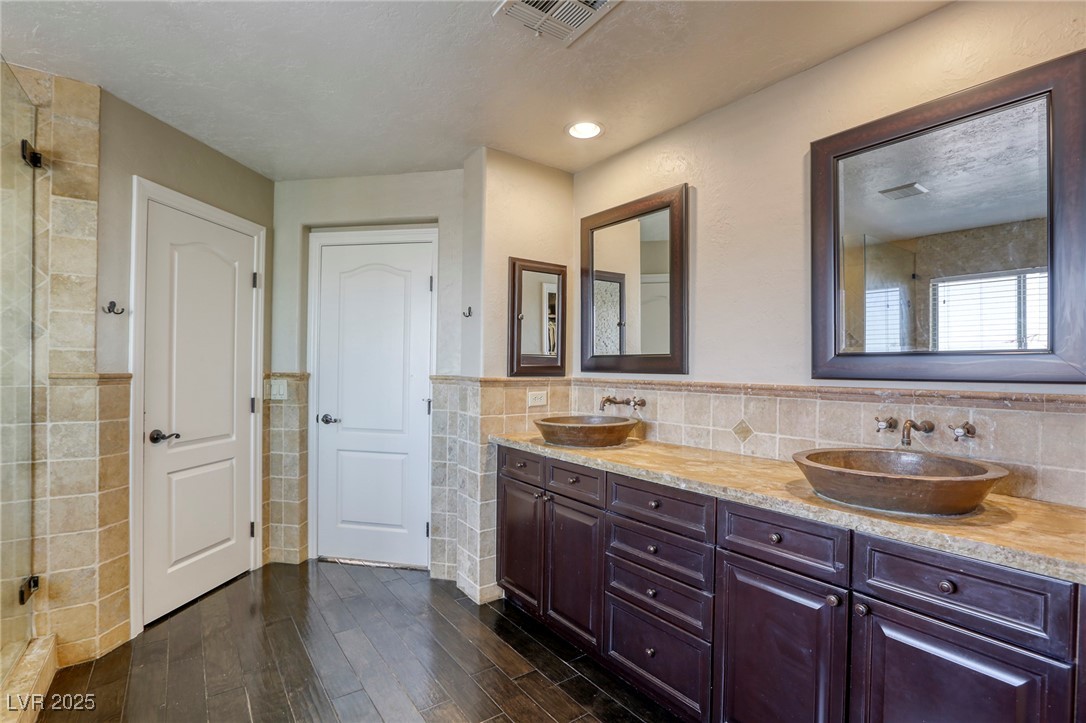 9950 Waxberry Court Property Photo 36