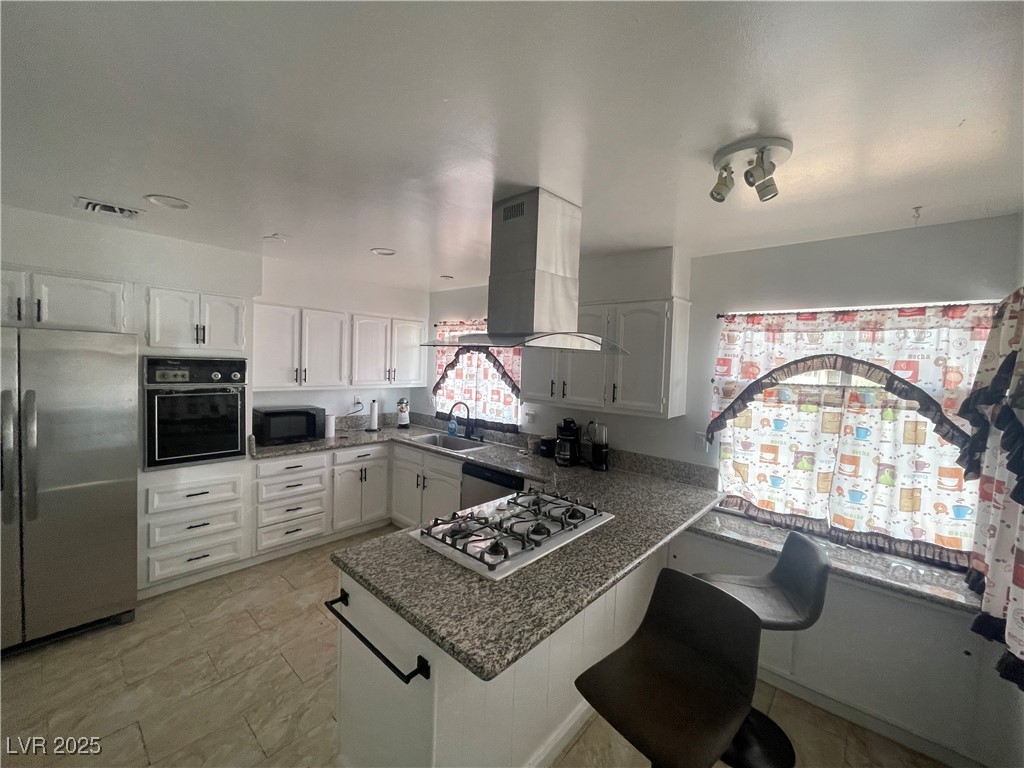 1901 Juana Vista Street Property Photo 6