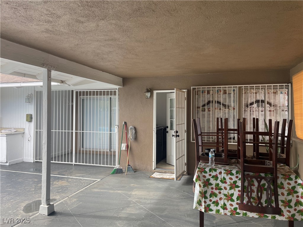 1901 Juana Vista Street Property Photo 15