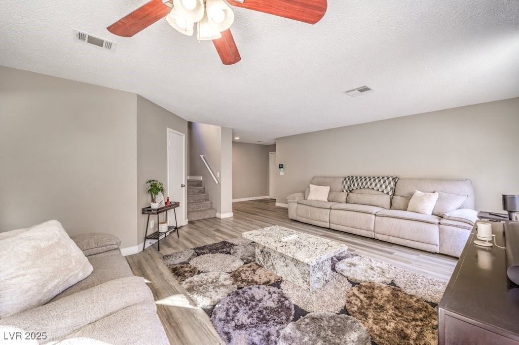 4125 Glenfield Circle Property Photo 10