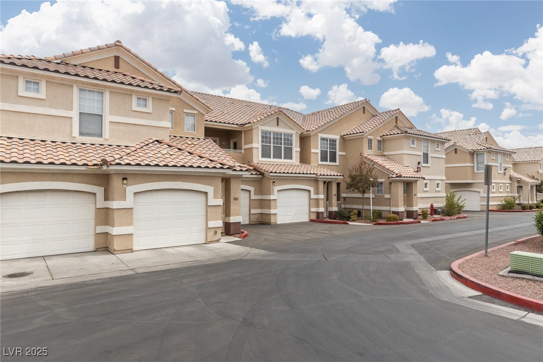 5855 Valley Drive 2019 Property Photo 2