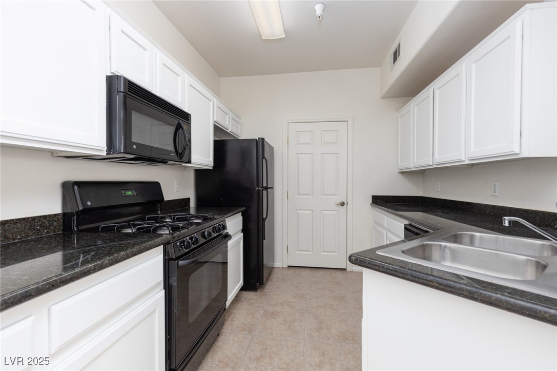5855 Valley Drive 2019 Property Photo 7