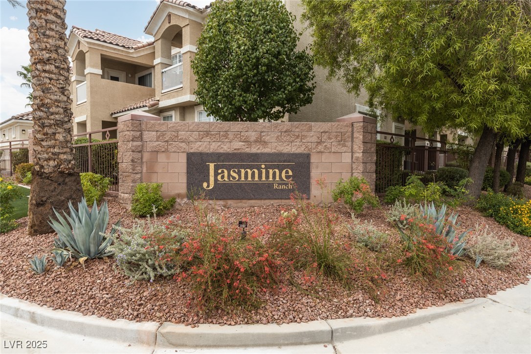 5855 Valley Drive 2019 Property Photo 20